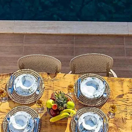 Hotel Ay 5*